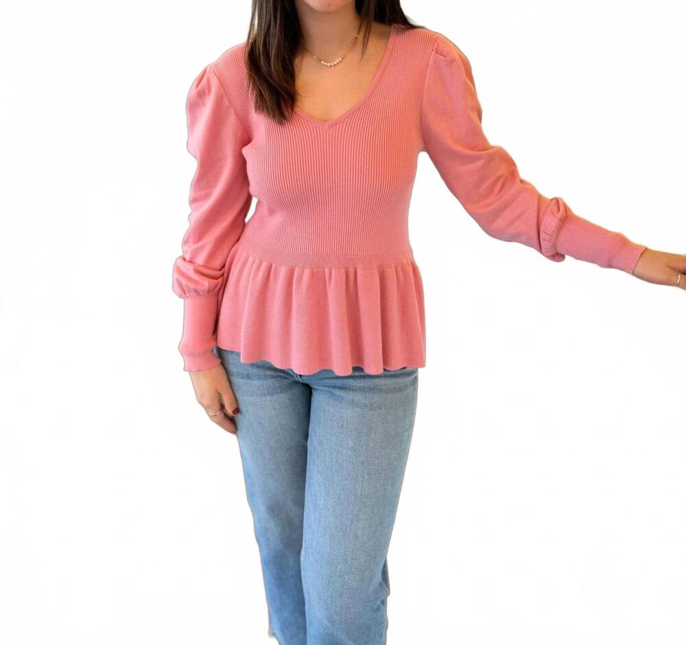 NEW DESIGN HISTORY tabitha peplum sweater in pink